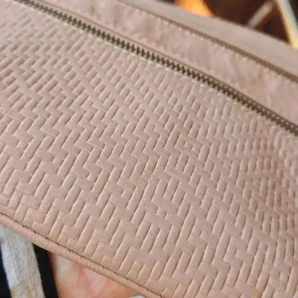 Elliott Lucca Messina 3 Zip Dusty Pink Crossbody bag - Picture 16 of 16